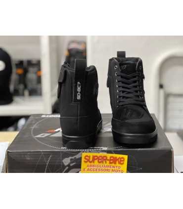 Motorcycle shoes Seventy BC7 black