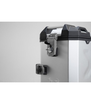 SW-Motech TRAX lock set. 2 locks / 2 keys. Simultaneous locking