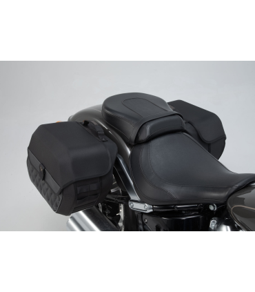 Sw-Motech Legend Gear side bag system LH2/LH1. 25,5/19,5 l. Harley-Davidson Softail Fat Boy (17-)