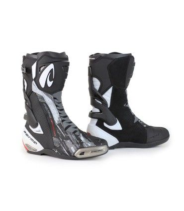 Forma Phantom flow black white boots